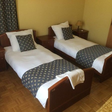 Garni Hotel Vila Ana 로가스카슬라티나 외부 사진